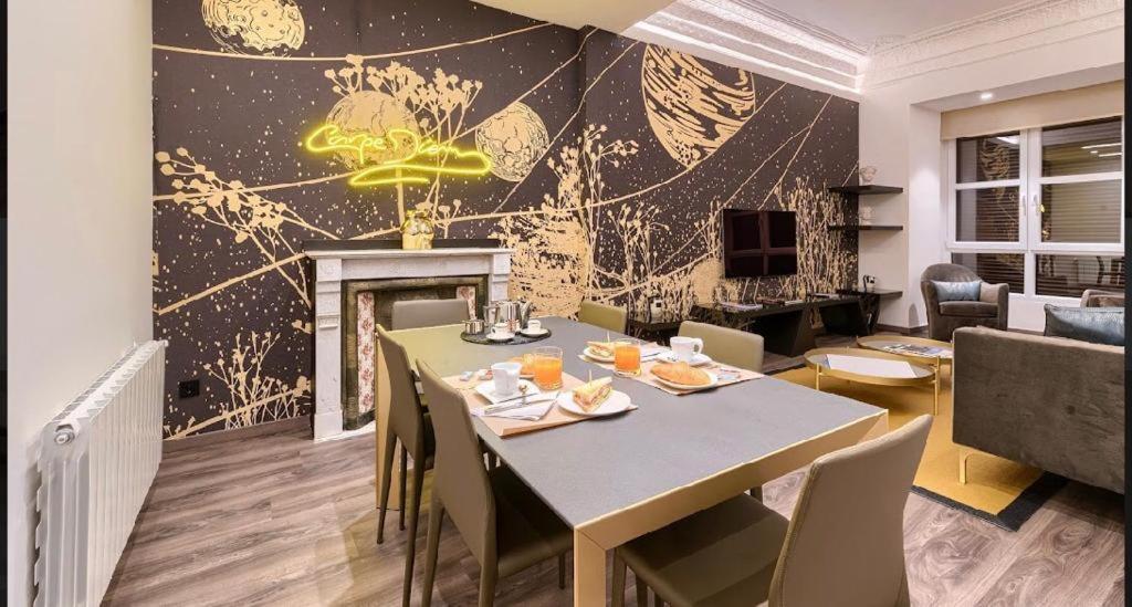 Abando Suites By Next Stop Билбао Екстериор снимка